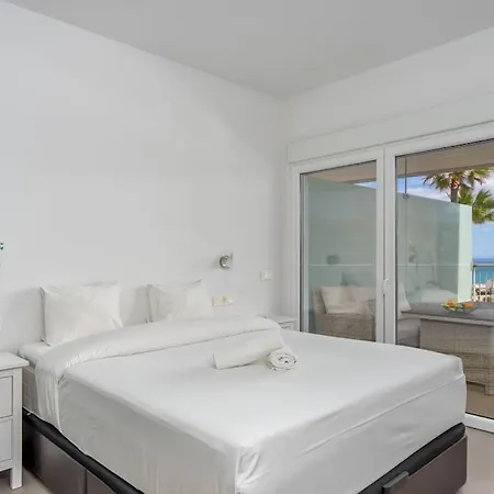 Apartment Sunny Terrace With Jacuzzi In El Higueron By Costarentals - Ref 26 *